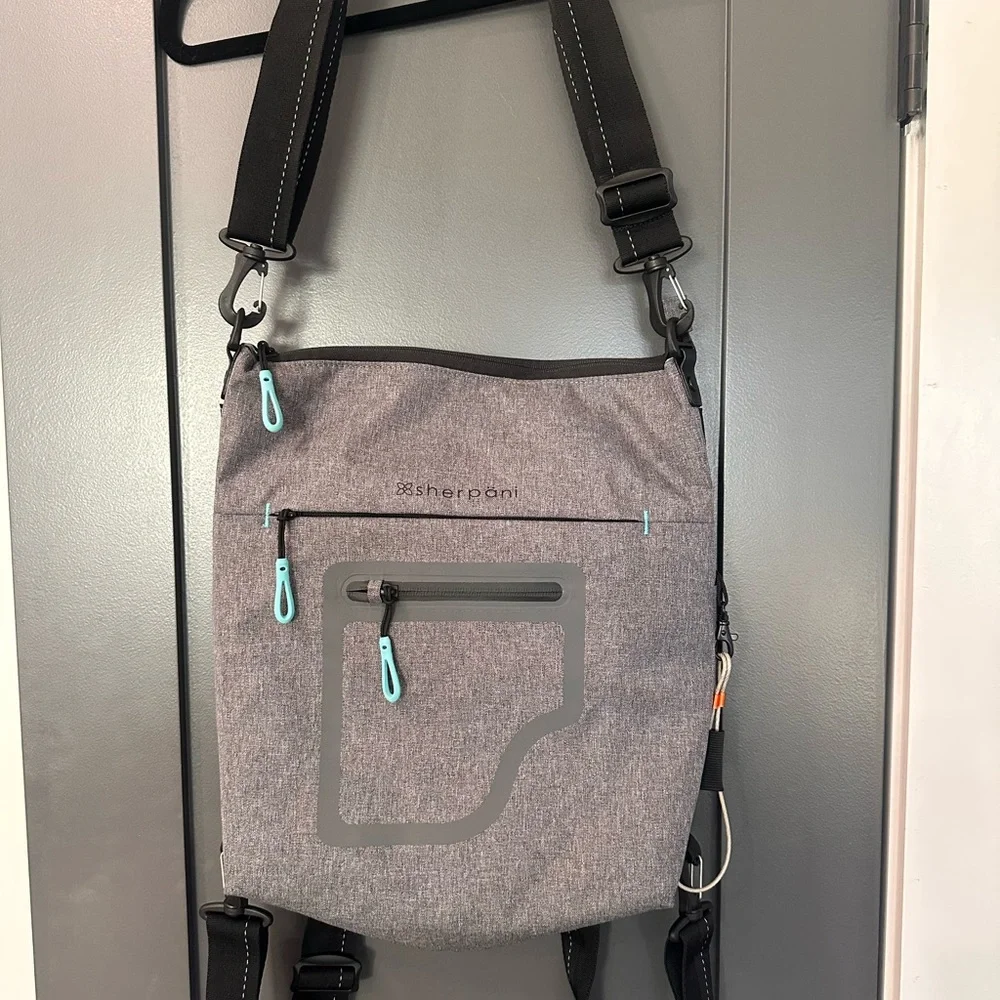 Sherpani Soleil Multi-Wear Travel Bag - Grey and Black